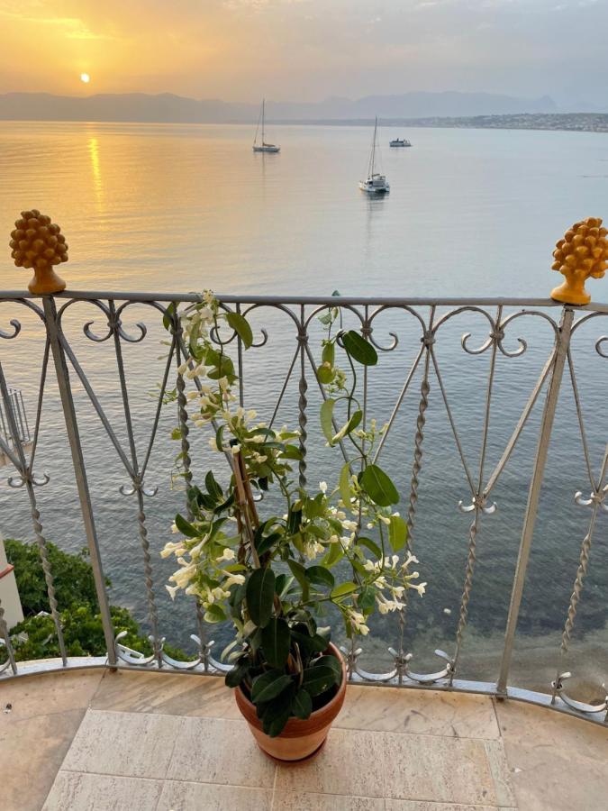 Castello A Mare Apartment กัสเตลลัมมาเร เดล โกลโฟ ภายนอก รูปภาพ